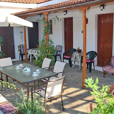 Armonia Apartment Panormos (Skopelos)